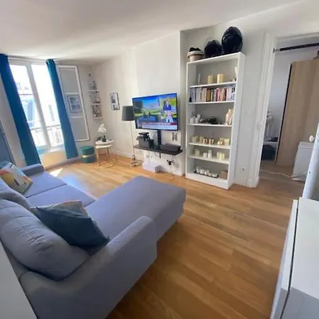 1 Bed Flat Trocadero 16 Paris